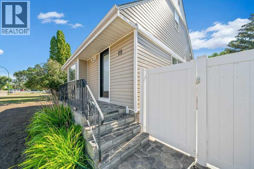 111 10 Street Sw, Medicine Hat