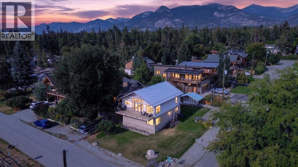 1808 Tretheway Road, Windermere
