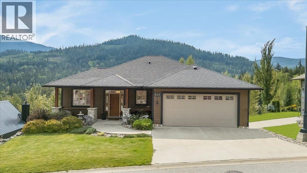 925 Redstone Drive, Rossland