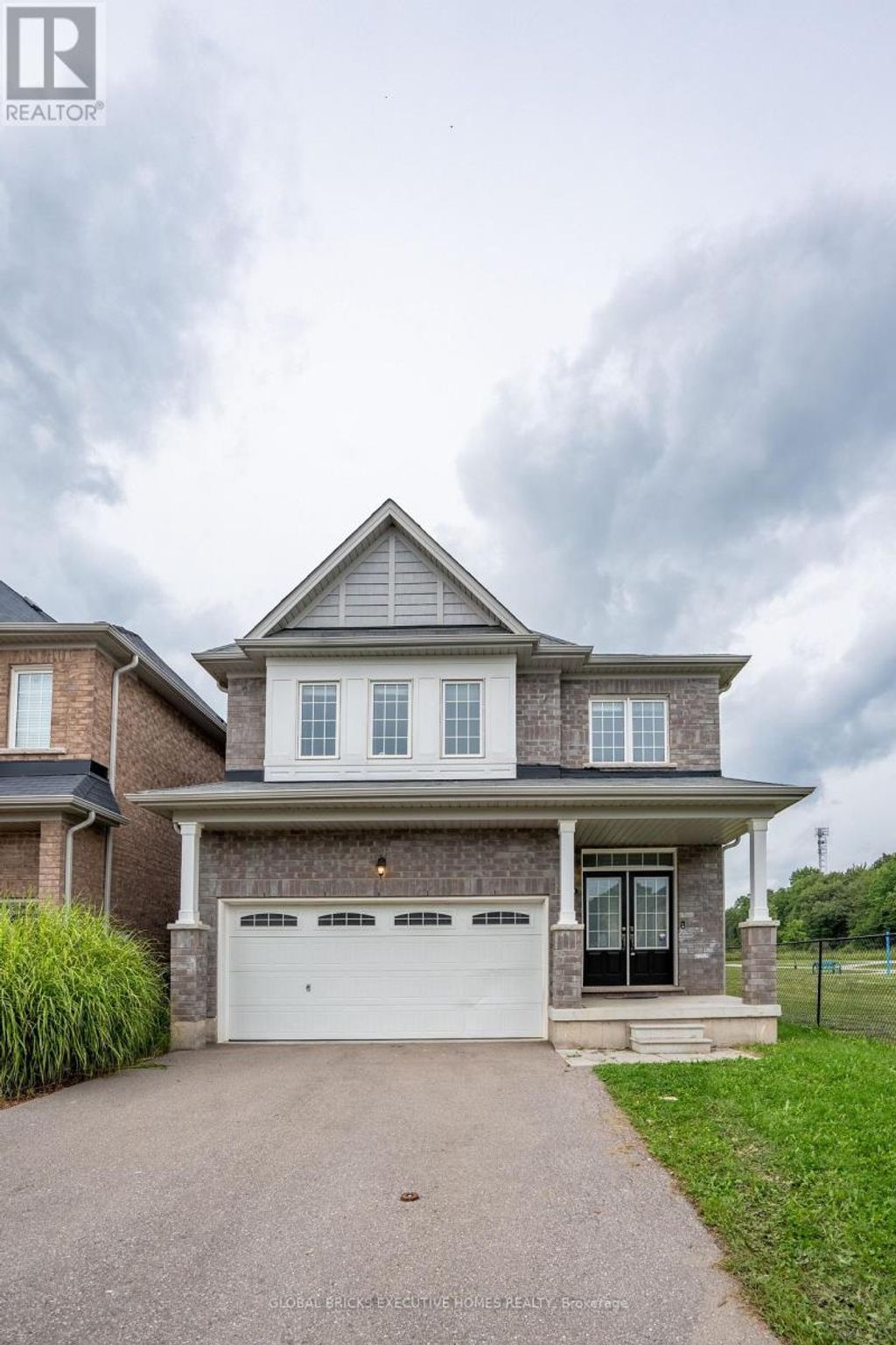 7873 Hackberry Trail, Niagara Falls (brown)