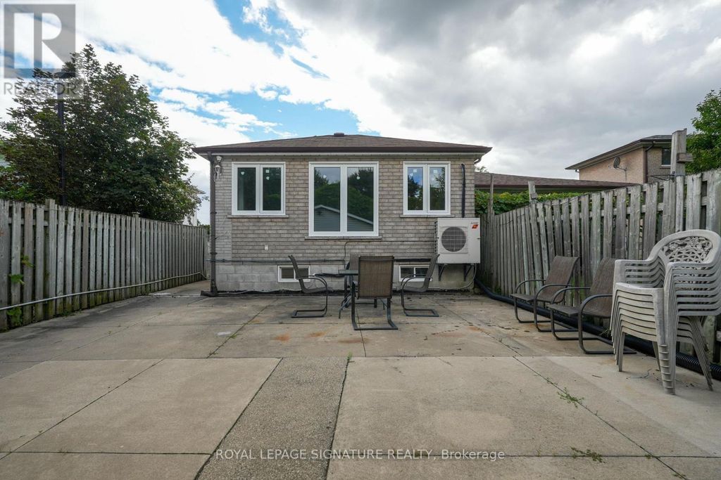 Lower - 674 Abana Road, Mississauga (cooksville)