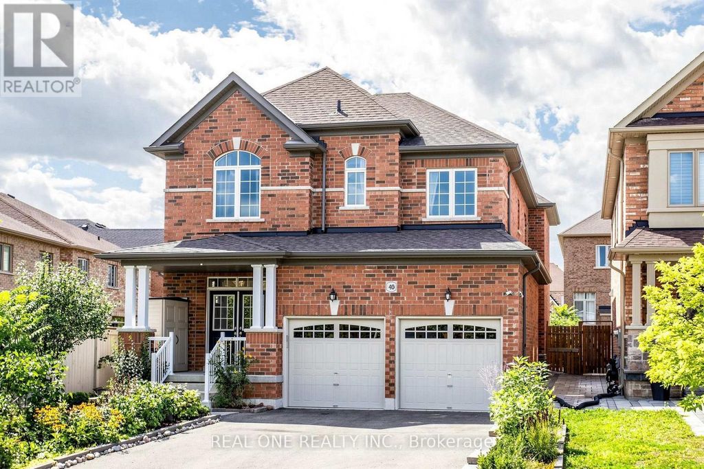 48 Lanark Street, Bradford West Gwillimbury (bradford)