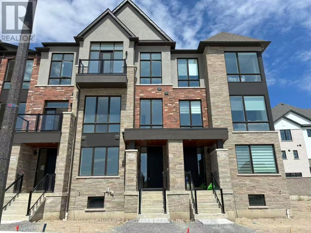 471 York Downs Boulevard, Markham (cachet)