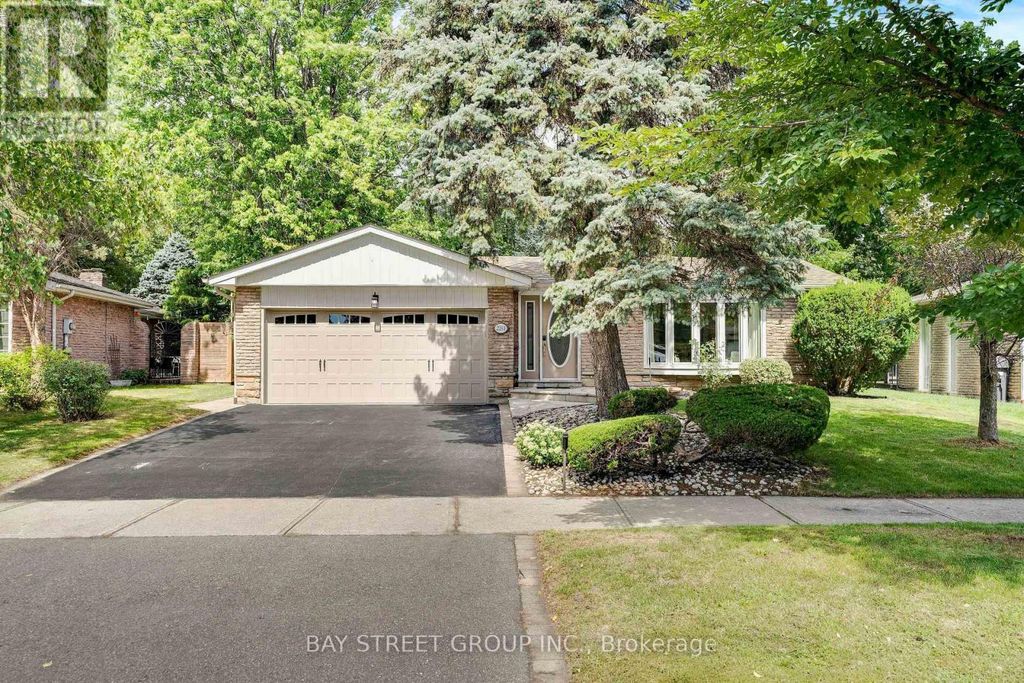 2283 Devon Road, Oakville (fd Ford)