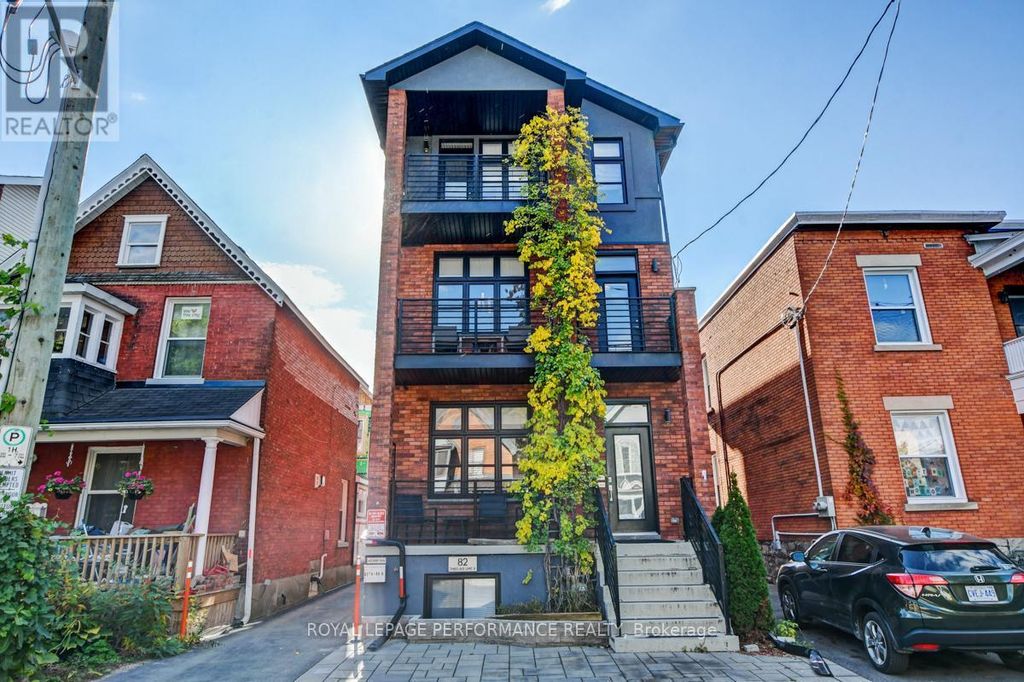 Unit B - 82 Third Avenue, Ottawa