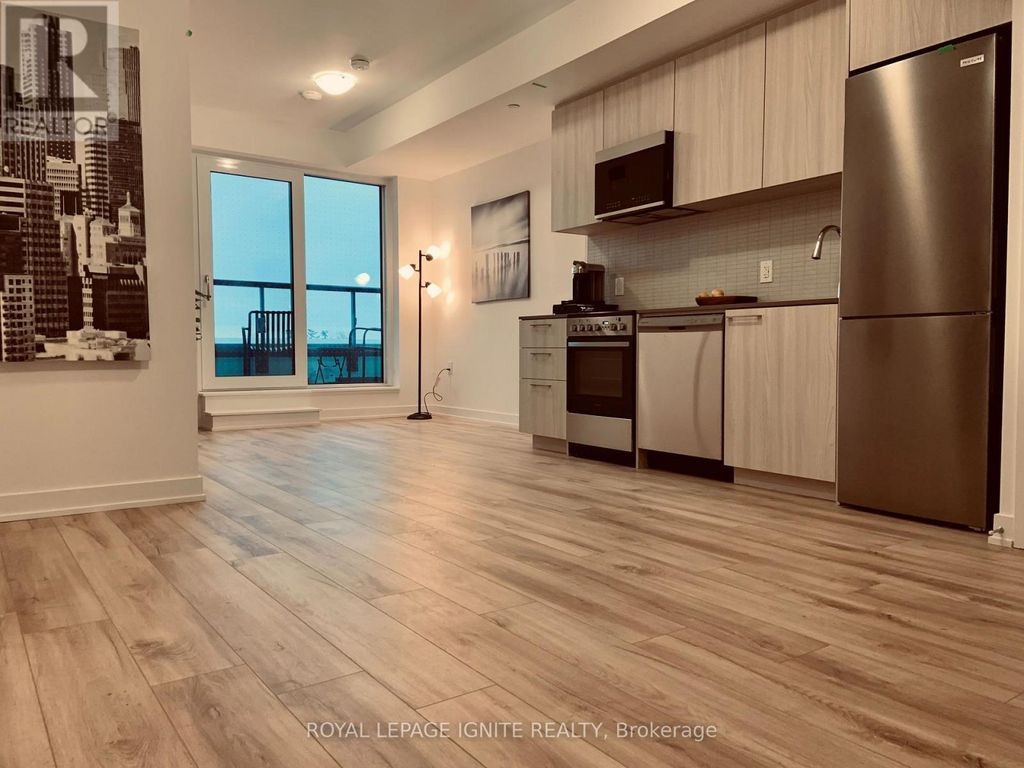 410 - 7439 Kingston Road, Toronto (rouge)