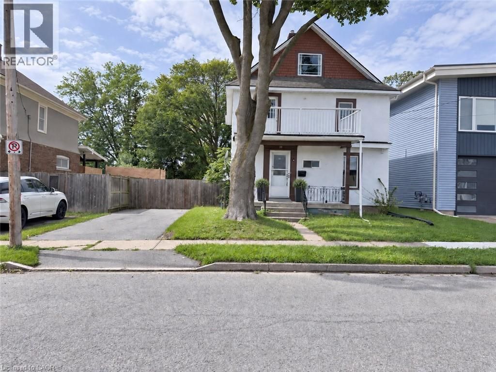 39 Oakland Avenue, Welland