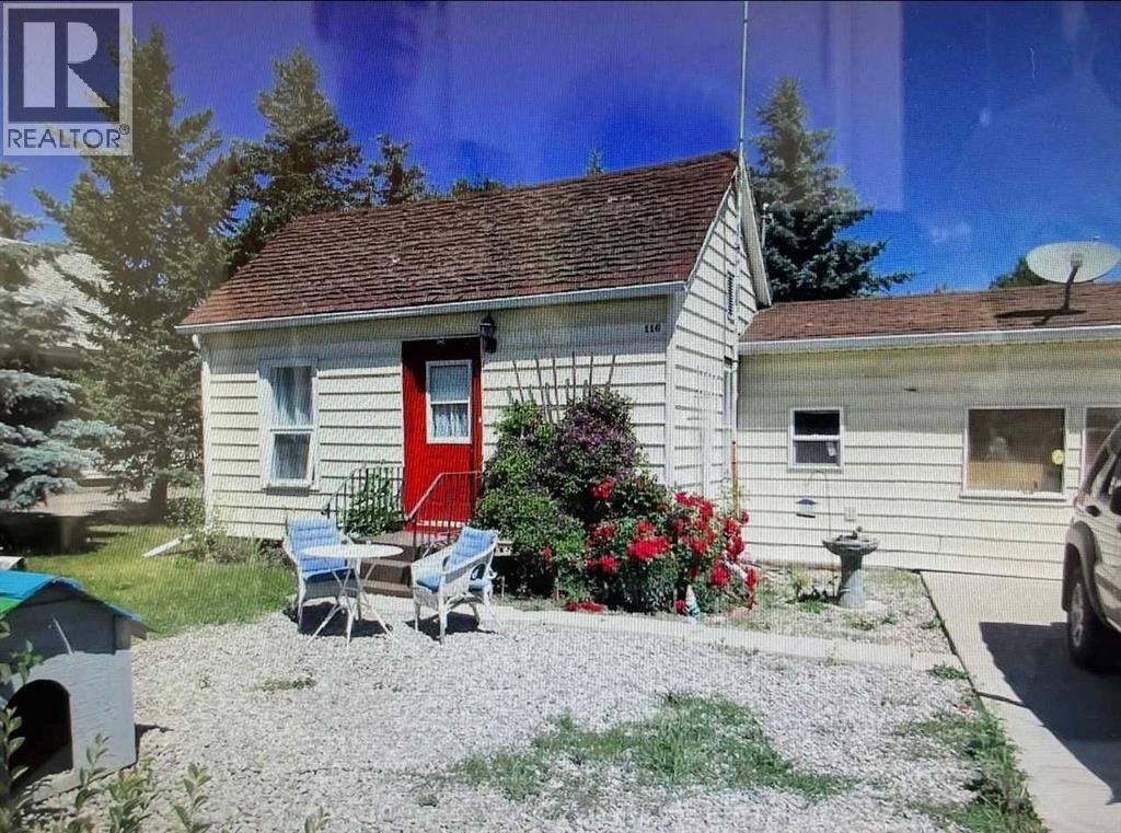 116 51 Avenue W, Claresholm