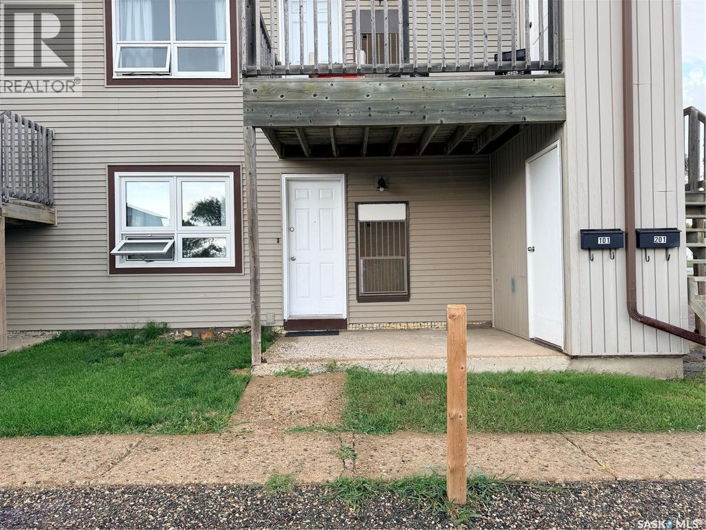 101 525 Dufferin Avenue, Estevan