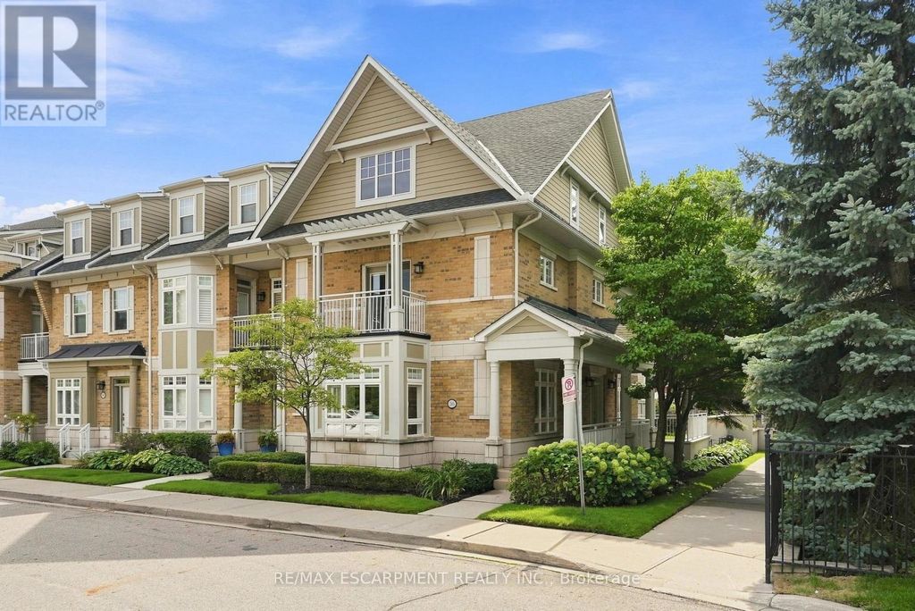 36 Compass Way, Mississauga (port Credit)