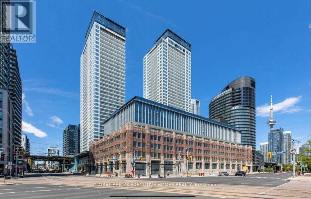 2206 - 17 Bathurst Street, Toronto (waterfront Communities)