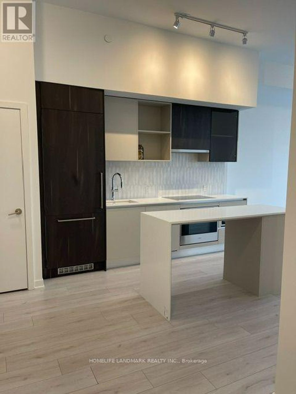 395 Dundas Street W, Oakville (oa Rural Oakville)
