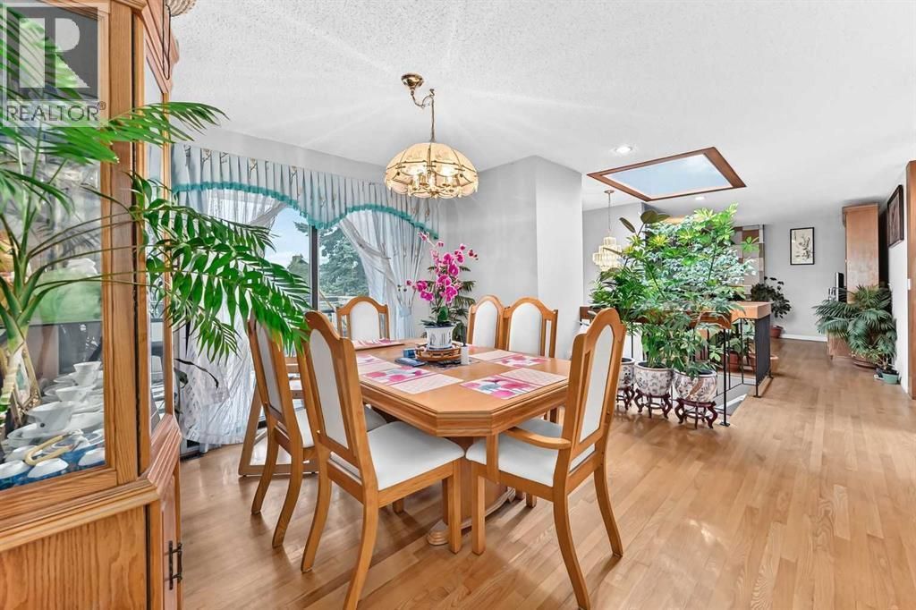 3219 Palliser Drive Sw, Calgary