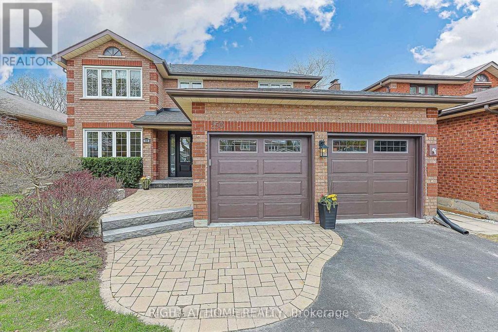 250 Hemlock Drive, Whitchurch-Stouffville (stouffville)