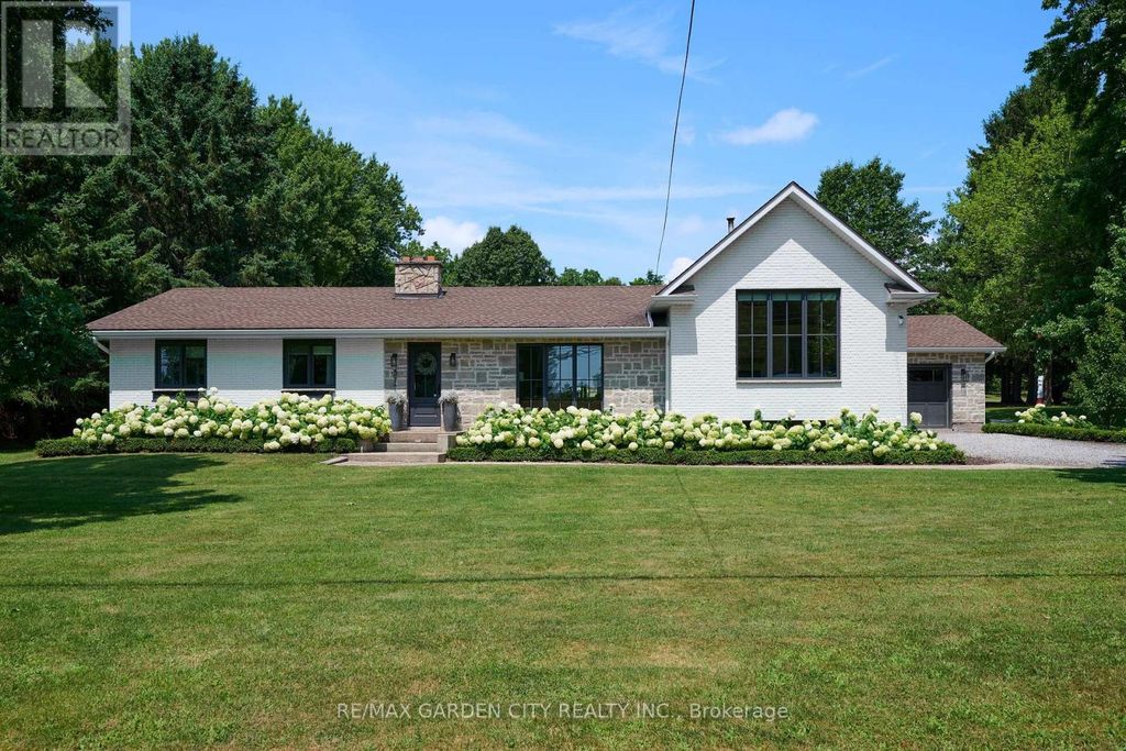 377 Canboro Road, Pelham (fenwick)