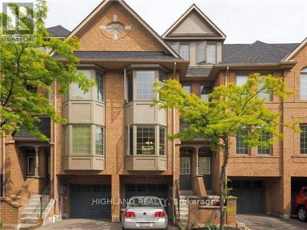 18 - 1168 Arena Road, Mississauga (applewood)