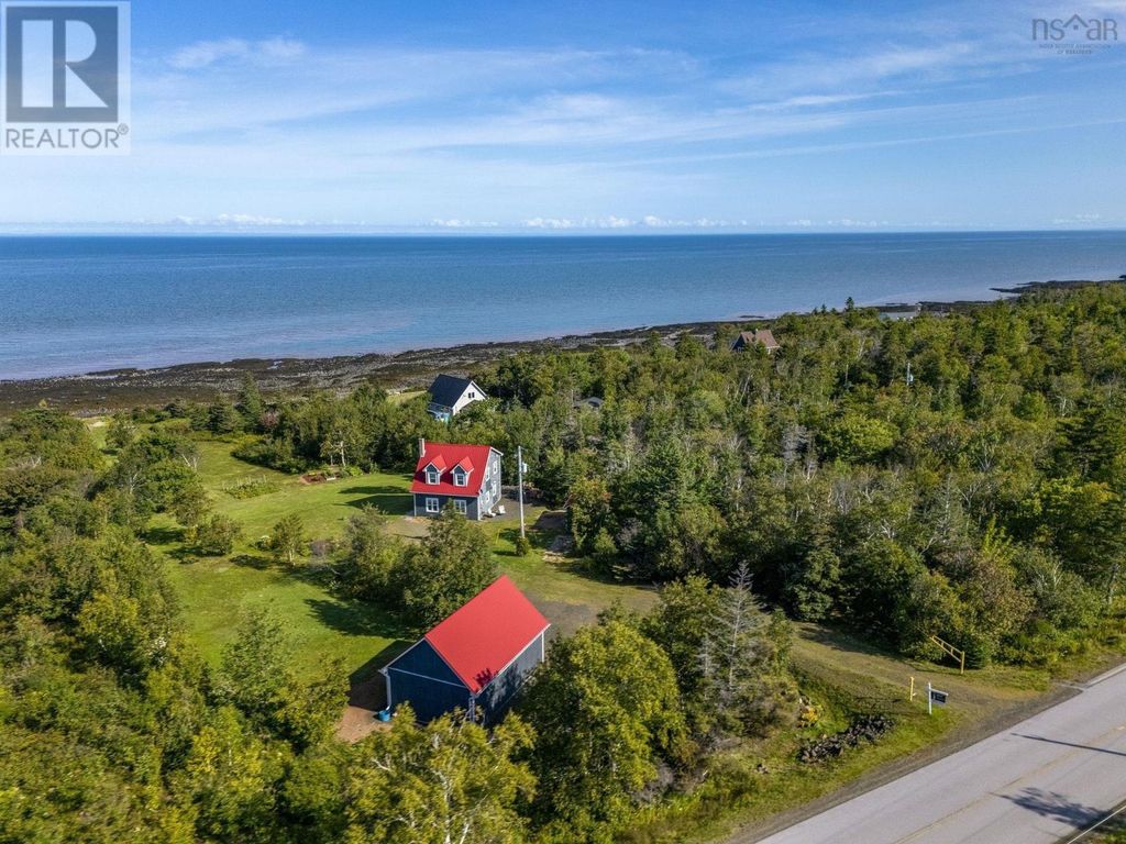 6437 Shore Road West, Youngs Cove