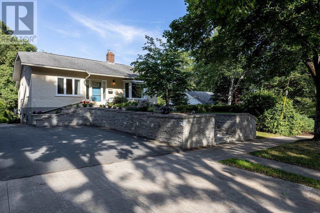 1079 Bellevue Avenue, Halifax