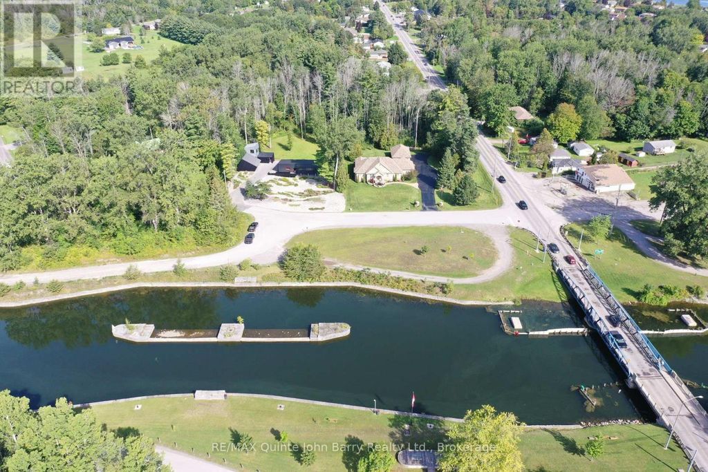 5 Old Carrying Place Road, Quinte West (murray Ward)