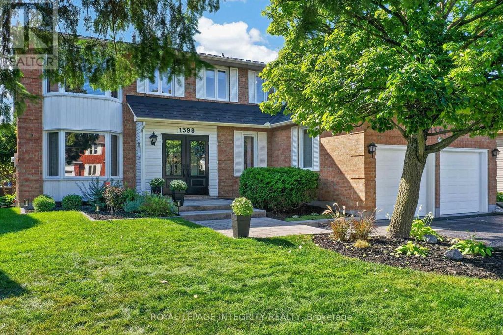 1398 Hayes Street, Ottawa