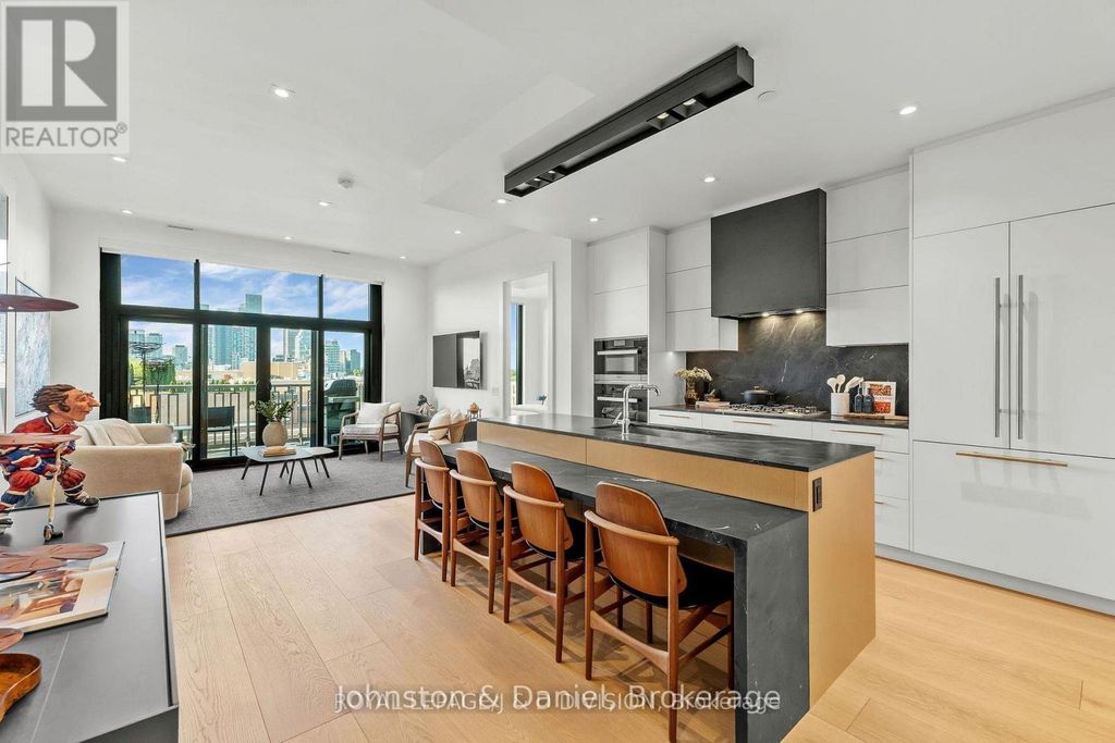 710 - 1 Strathgowan Avenue, Toronto (lawrence Park South)