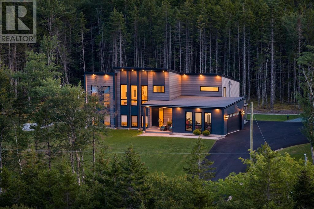 1129 Voyageur Way, Hammonds Plains