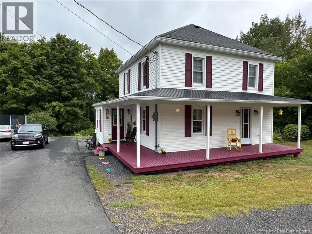 7385 Route 8, New Bandon