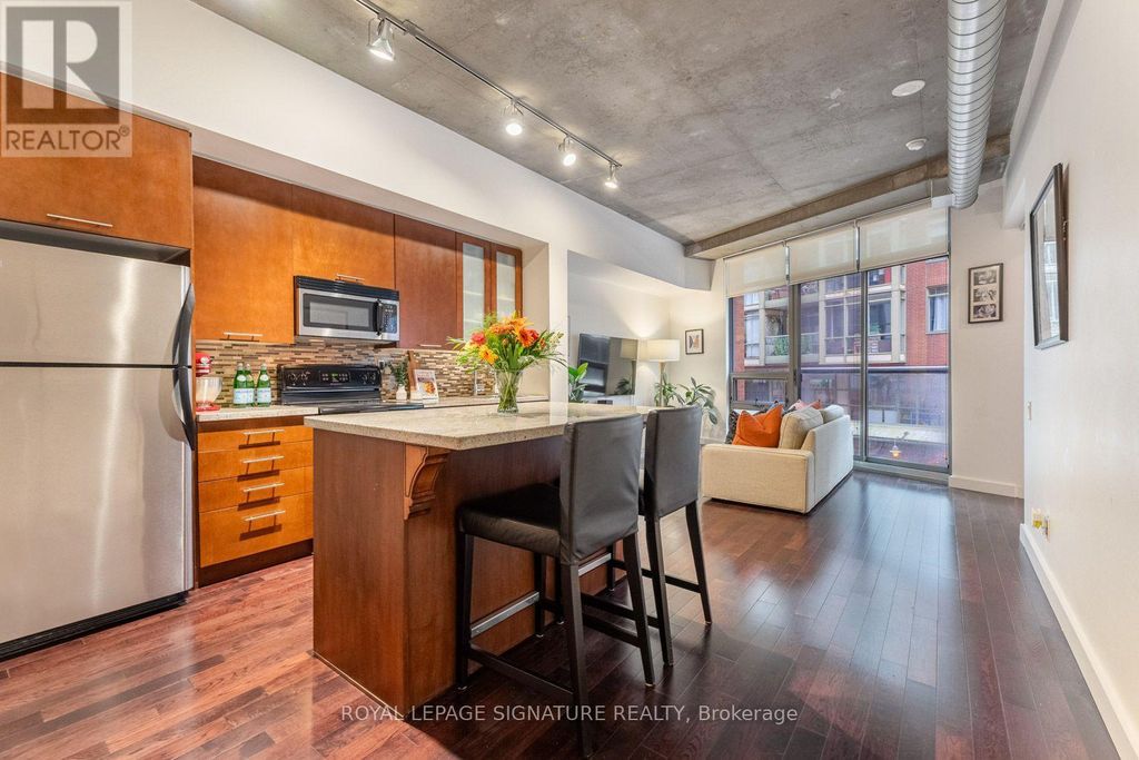 210 - 33 Mill Street, Toronto (waterfront Communities)