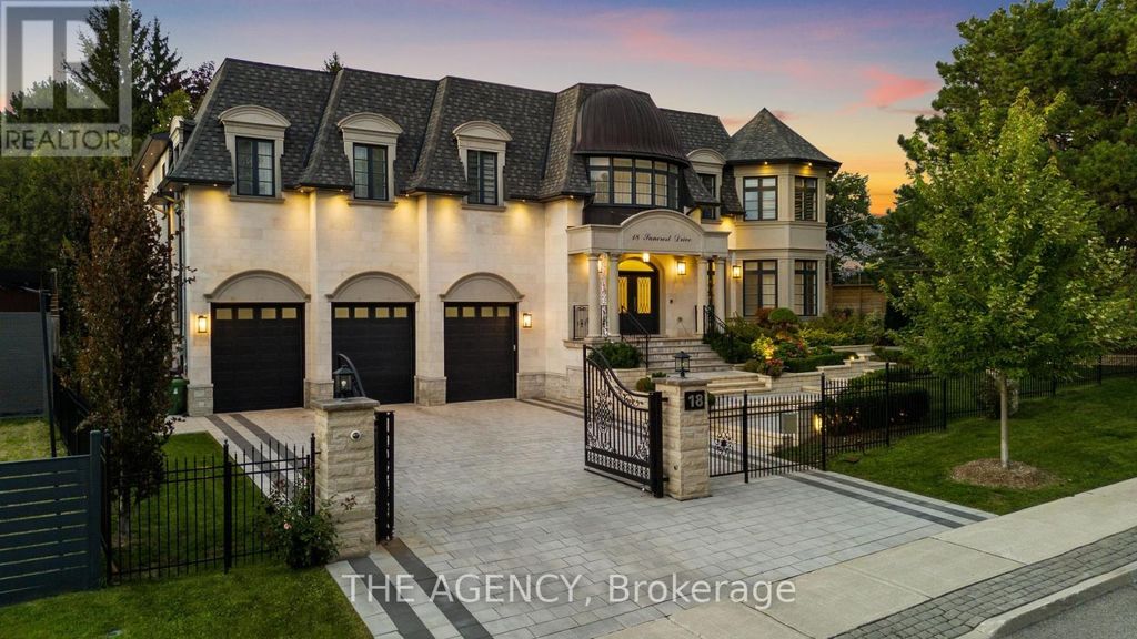 18 Suncrest Drive, Toronto (bridle Path-Sunnybrook-York Mills)