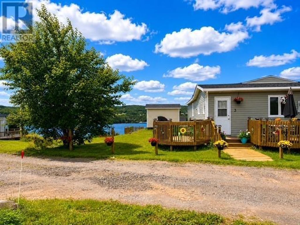 3 Pike's Lane, Burin Bay Arm, Burin