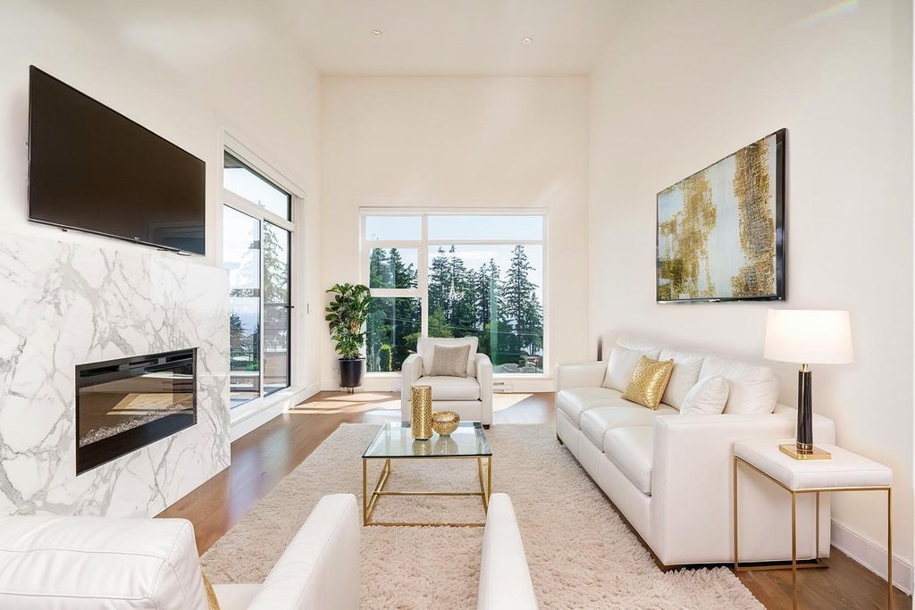 509 14855 Thrift Avenue, White Rock