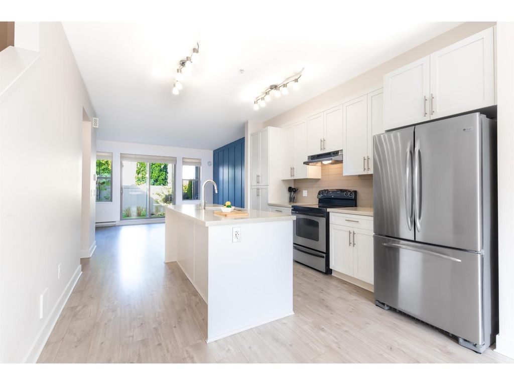 60 9525 204 Street, Langley