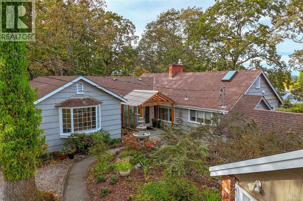 4081 Cedar Hill Rd, Saanich