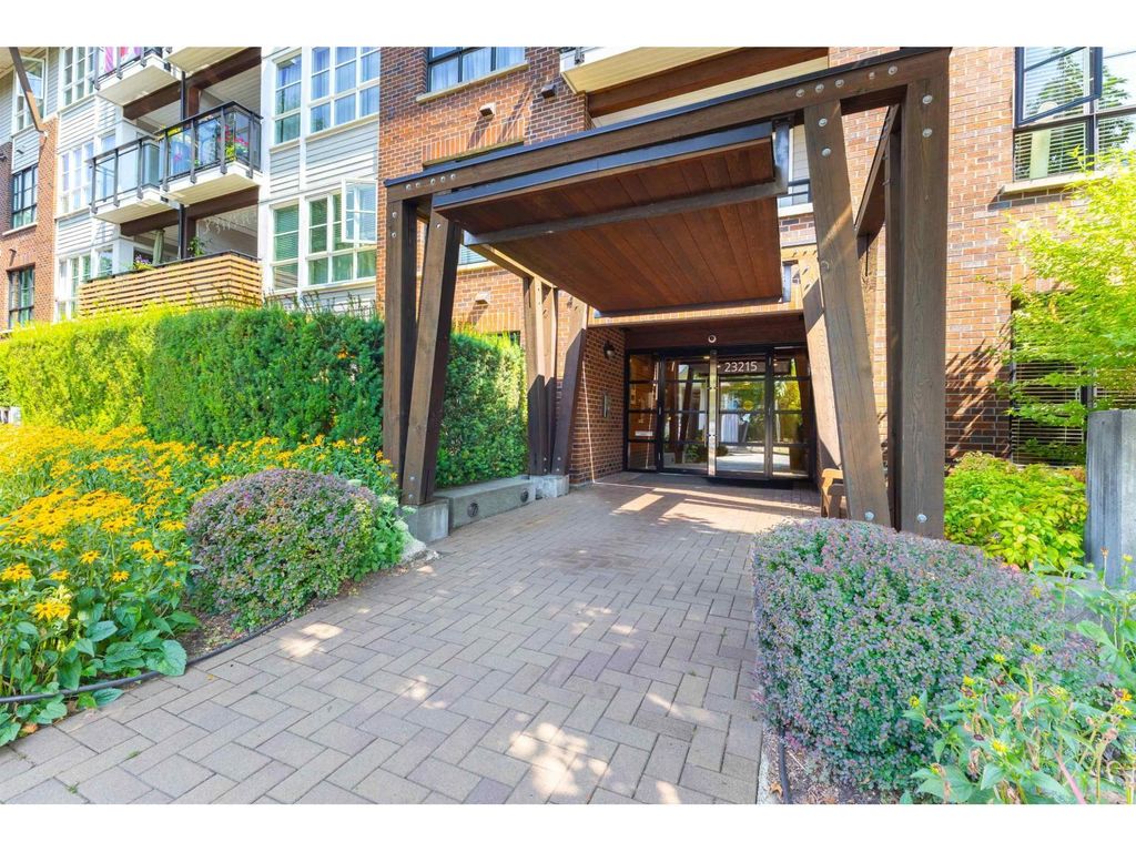 416 23215 Billy Brown Road, Langley