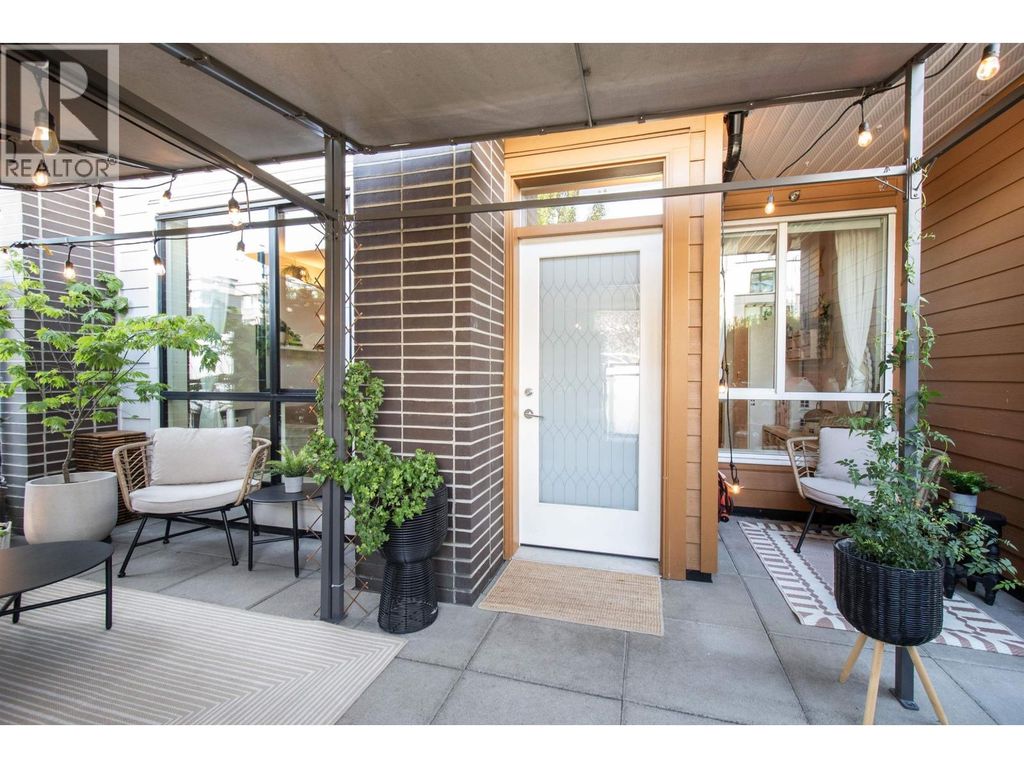 111 615 E 3rd Street, North Vancouver