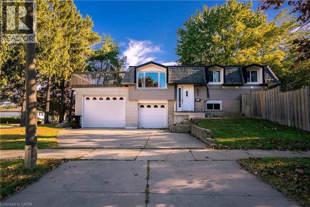 5 Nathaniel Crescent, Kitchener