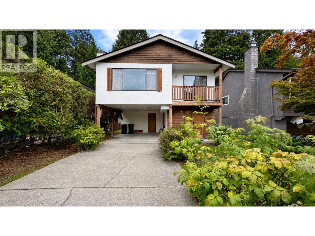 3232 Salt Spring Avenue, Coquitlam