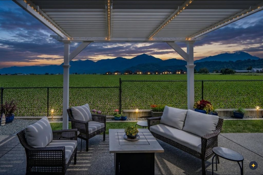 97 46213 Hakweles Road|sardis East Vedder, Chilliwack