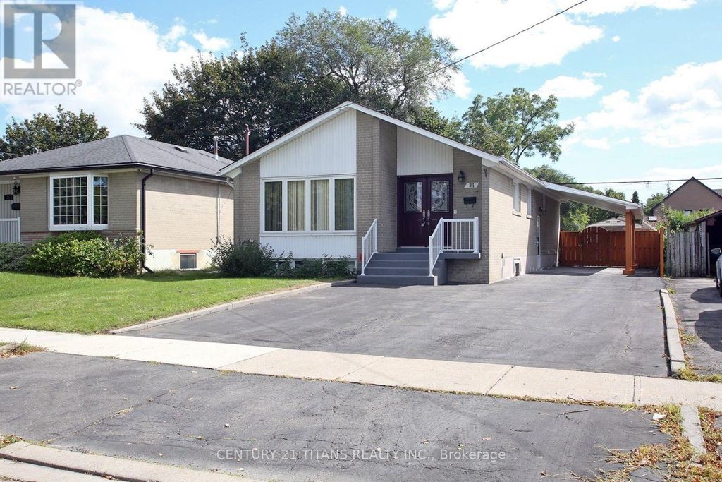 31 Monterrey Drive, Toronto (thistletown-Beaumonde Heights)
