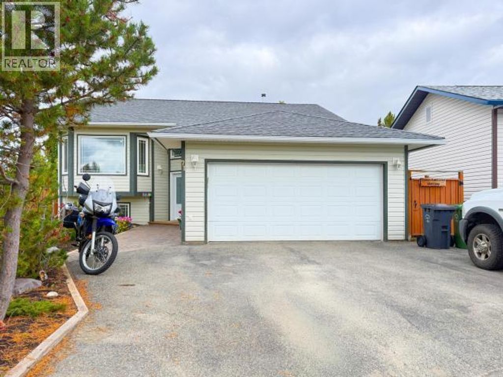 71 Topaz Crescent, Whitehorse