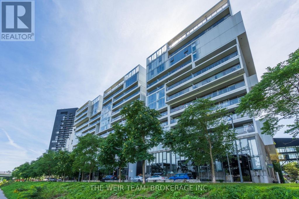 32 Trolley Crescent, Toronto (moss Park)