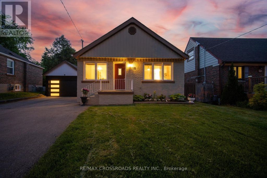 18 Adanac Drive, Toronto (cliffcrest)