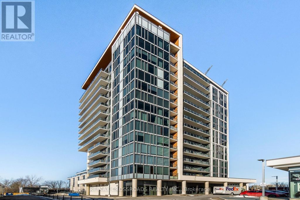 Th102 - 9618 Yonge Street, Richmond Hill (north Richvale)
