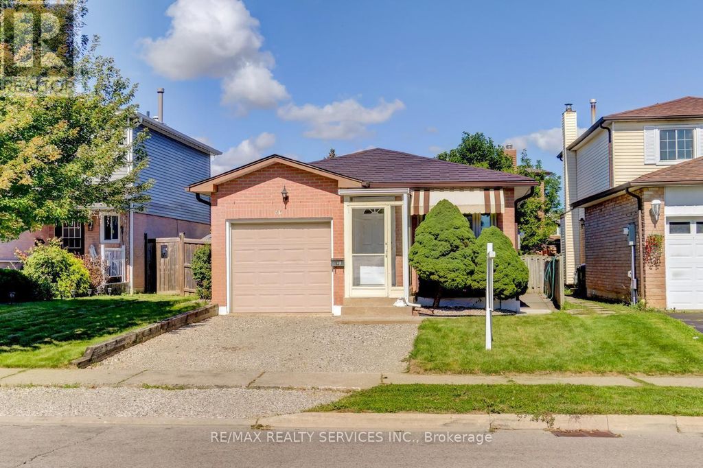 41 Greenleaf Crescent, Brampton (brampton West)