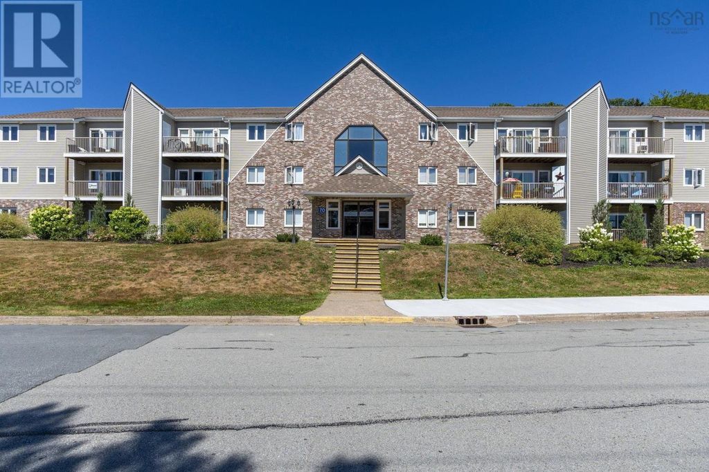 15 70 Collins Grove, Dartmouth