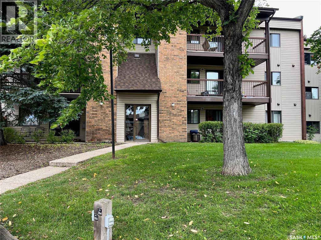 301 285 Kingsmere Boulevard, Saskatoon