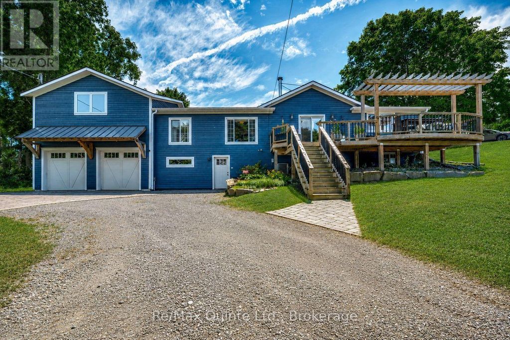 14 Eastern Avenue, Prince Edward County (ameliasburg Ward)
