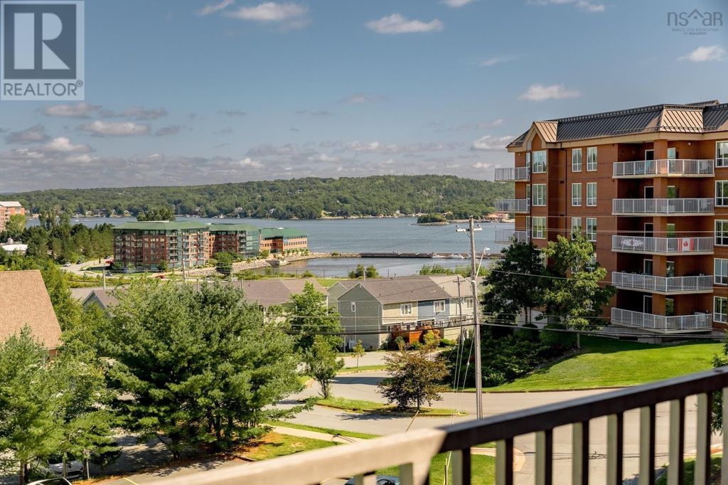 504 61 Nelsons Landing Boulevard, Bedford