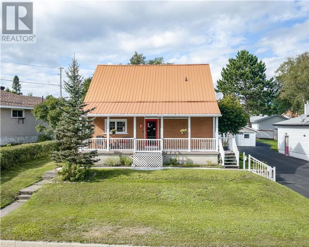 69 Pine Street, Onaping