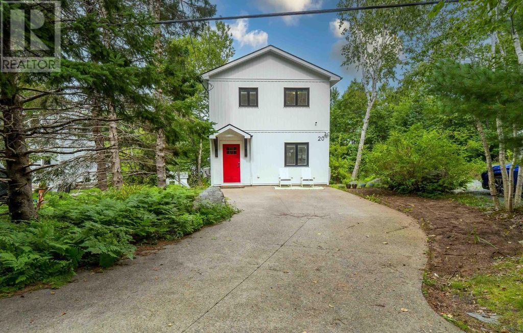 20 1/2 Melville Avenue, Halifax